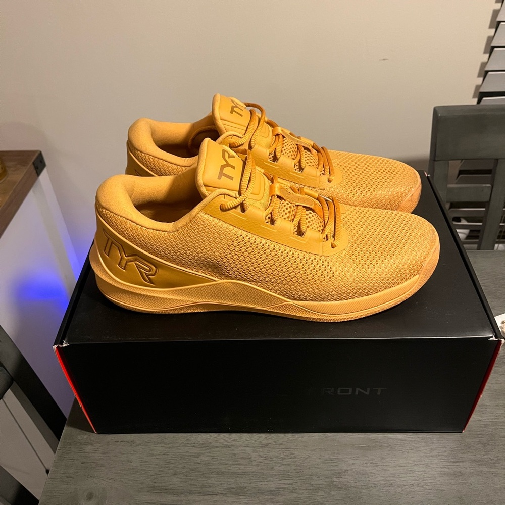 TYR Men's Vibrant Orange Sneakers